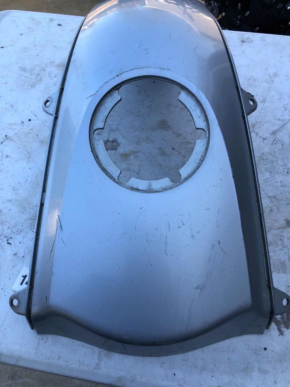 2000 00 POLICE BMW R1150RT R1150 RT ABS FUEL GAS TANK COVER COVERING TOP